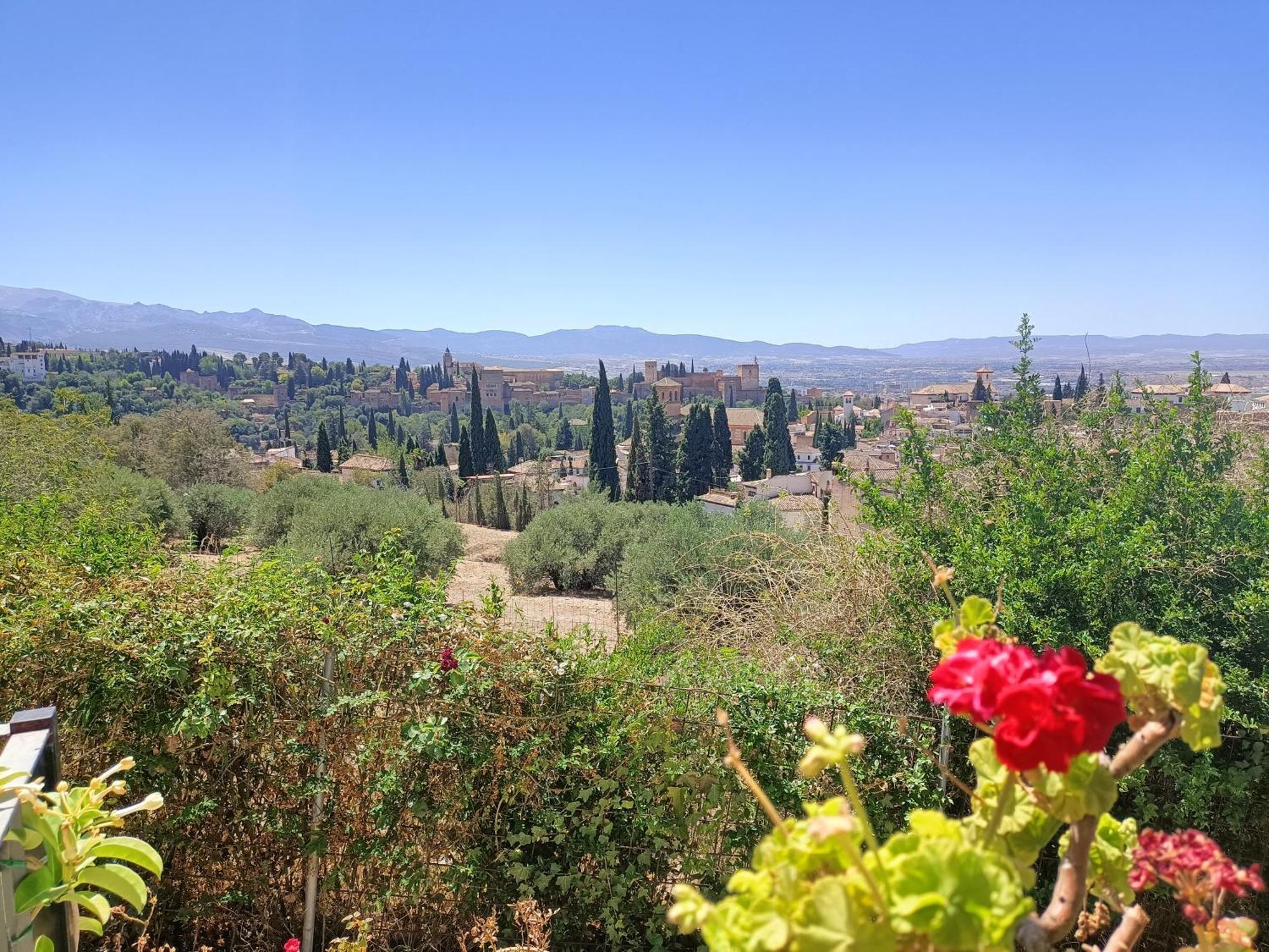 Morente sueña La Alhambra Granada Exterior foto